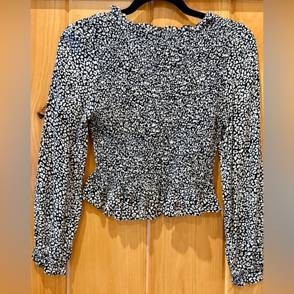 2/$30 Urban Romantics Cottage Core  size M, Black &White Smocked cropped Top - Picture 3 of 5